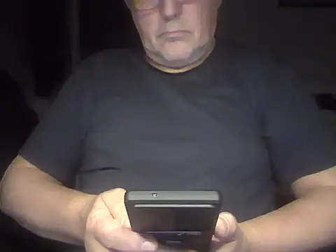 Snapshot of sssuka chatting on March 25, 10:38 pm sssuka online show from March 25, 10:38 pm