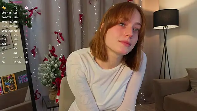 LucreciaAsters online show from December 18, 4:29 am