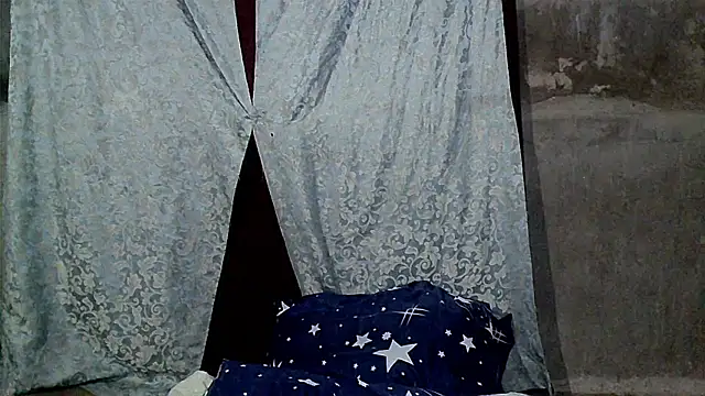 Snapshot of xwindyxxx chatting on June 6, 2:55 pm xwindyxxx online show from June 6, 2:55 pm
