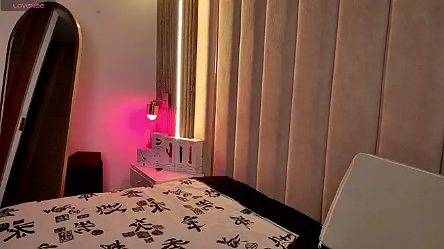 Iamnyxy online show from May 13, 8:44 am