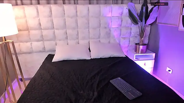 Atenea Velle online show from March 10, 1:16 pm