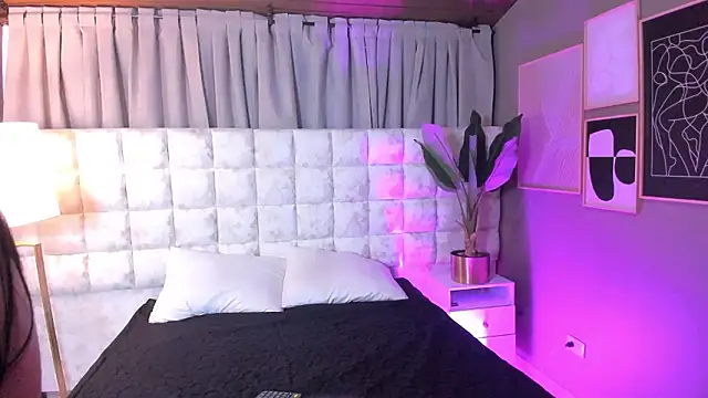 Atenea Velle online show from March 17, 1:14 pm