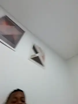 Snapshot of Zepouvinho chatting on December 2, 1:44 am Zepouvinho online show from December 2, 1:44 am