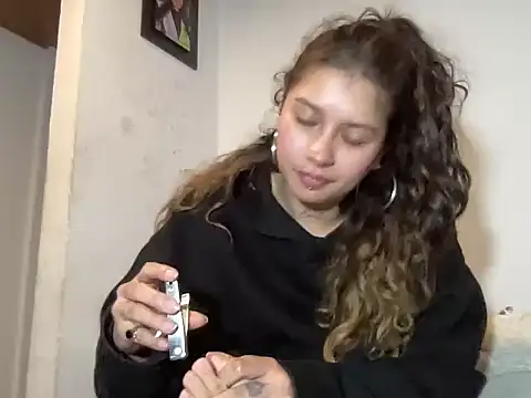 Snapshot of Dreana chatting on March 7, 2:41 am Dreana online show from March 7, 2:41 am