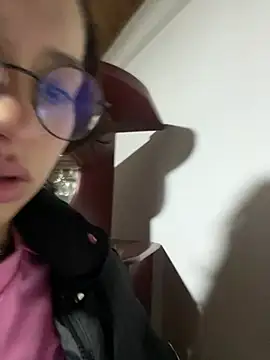 Snapshot of Dreana chatting on March 26, 12:06 am Dreana online show from March 26, 12:06 am