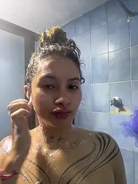 Snapshot of Dreana chatting on March 27, 3:01 pm Dreana online show from March 27, 3:01 pm