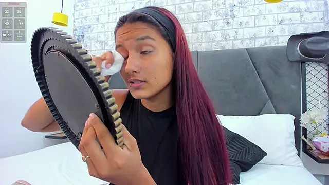 Maray Lous online show from February 4, 8:03 pm