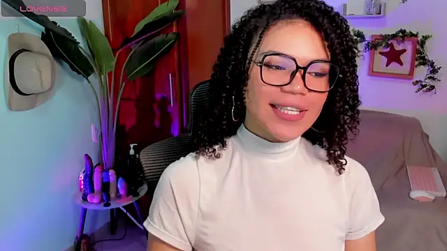 Snapshot of Stefany_carter chatting on March 18, 3:04 pm Stefany carter online show from March 18, 3:04 pm