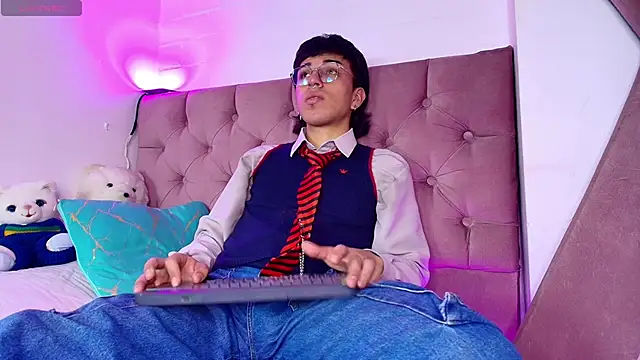 Davel Svetla online show from November 18, 3:12 am