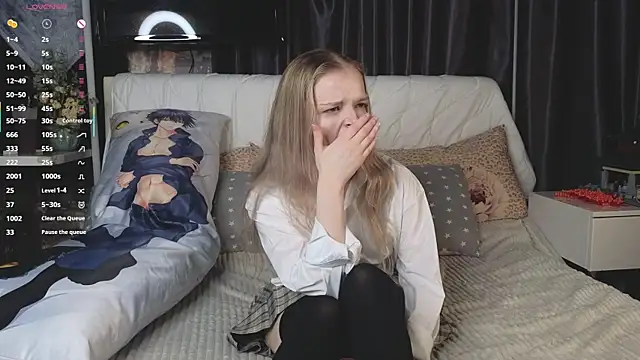 MicheleHonas online show from November 15, 5:53 pm