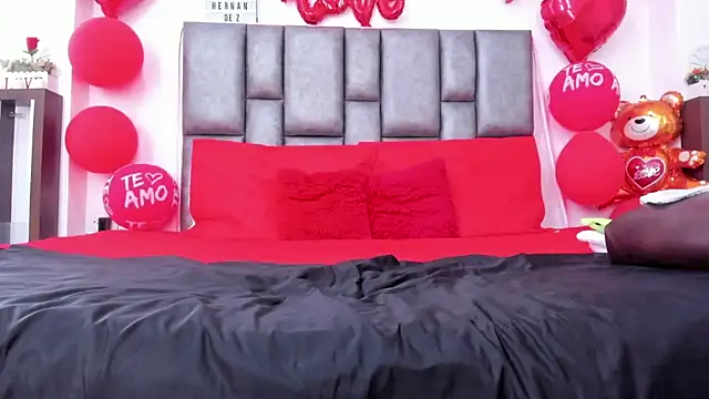 sarahhernandez online show from February 11, 1:38 pm