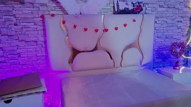 Snapshot of Joselyn_tay chatting on February 12, 11:49 am Joselyn tay online show from February 12, 11:49 am