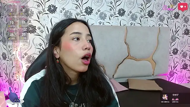 Snapshot of Joselyn_tay chatting on February 26, 12:15 pm Joselyn tay online show from February 26, 12:15 pm