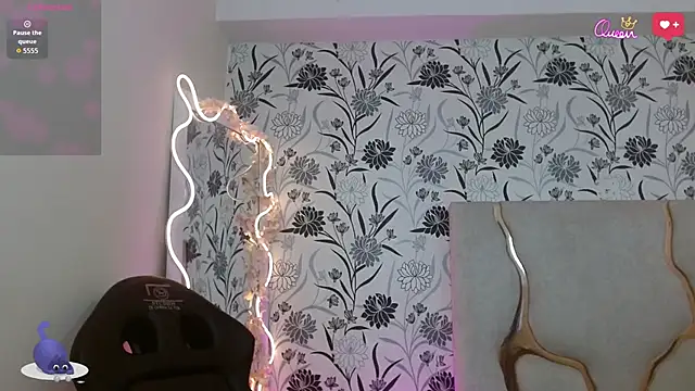 Snapshot of Joselyn_tay chatting on March 1, 12:18 pm Joselyn tay online show from March 1, 12:18 pm