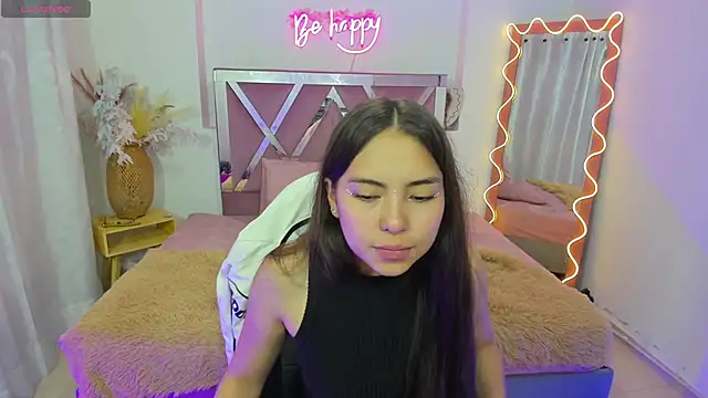 ISABELA TAY online show from November 27, 11:45 am