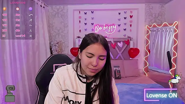 ISABELA TAY online show from February 24, 11:41 am