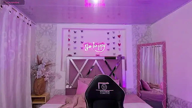 ISABELA TAY online show from March 12, 11:38 am