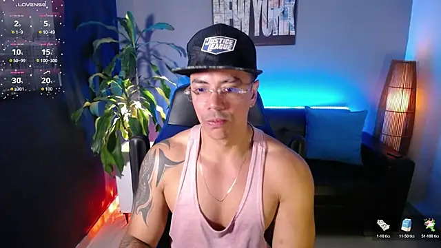 Snapshot of Zed_ferrer chatting on January 7, 2:03 am Zed ferrer online show from January 7, 2:03 am