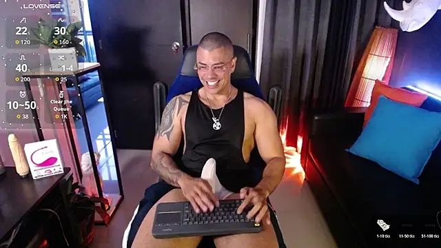 Snapshot of Zed_ferrer chatting on April 20, 10:51 am Zed ferrer online show from April 20, 10:51 am