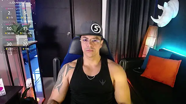 Snapshot of Zed_ferrer chatting on May 13, 10:45 am Zed ferrer online show from May 13, 10:45 am