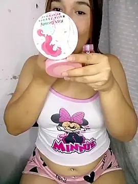 Girl Nasty Dirty online show from May 22, 3:35 am
