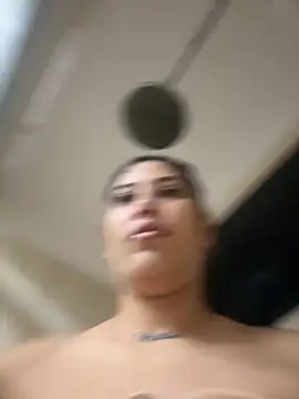 Snapshot of Anna_Bitch_Disgusting chatting on February 13, 2:07 am Anna Bitch Disgusting online show from February 13, 2:07 am