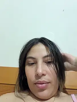 Snapshot of Anna_Bitch_Disgusting chatting on March 29, 12:21 am Anna Bitch Disgusting online show from March 29, 12:21 am