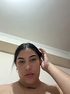 Snapshot of Anna_Bitch_Disgusting chatting on April 4, 7:17 am Anna Bitch Disgusting online show from April 4, 7:17 am