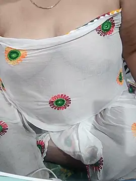 Kajal-585 online show from February 8, 7:17 pm