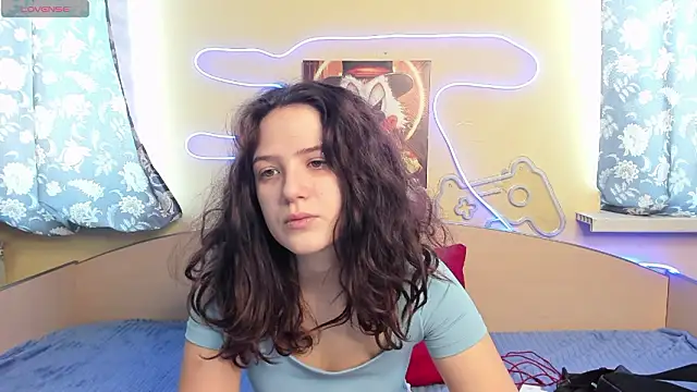 Snapshot of Anora_Miller chatting on February 4, 9:04 am Anora Miller online show from February 4, 9:04 am