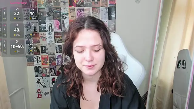 Snapshot of Anora_Miller chatting on February 6, 8:40 am Anora Miller online show from February 6, 8:40 am