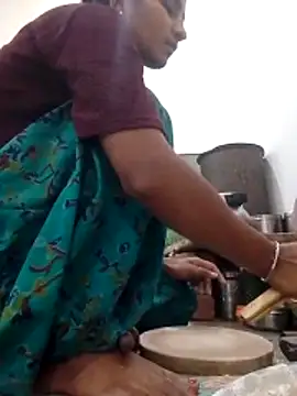 Snapshot of Kumari_gairl chatting on February 13, 1:56 am Kumari gairl online show from February 13, 1:56 am