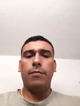 Snapshot of Solo_privado chatting on May 22, 1:39 pm Solo privado online show from May 22, 1:39 pm