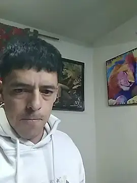 Junior 47 online show from December 19, 8:10 am