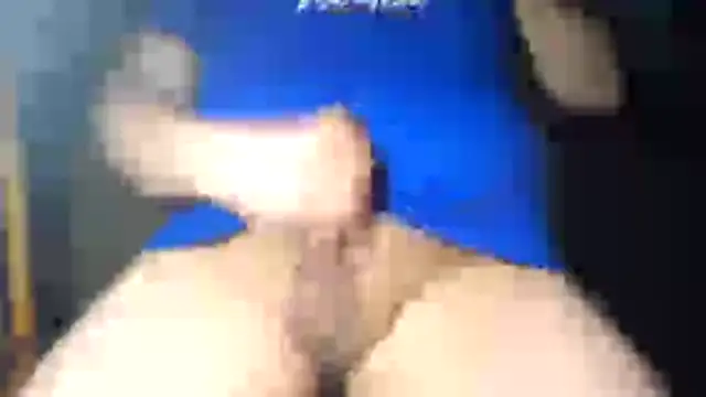 Snapshot of bigcumfrench chatting on March 31, 4:02 am bigcumfrench online show from March 31, 4:02 am