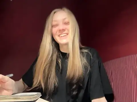 moonlight fiend online show from February 12, 8:09 am