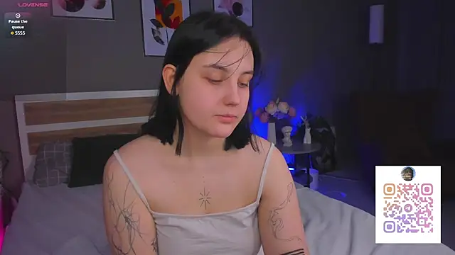 hey tessa online show from March 5, 7:43 pm