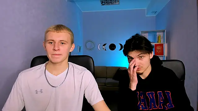 Snapshot of rafael_bien chatting on December 22, 1:08 pm rafael bien online show from December 22, 1:08 pm