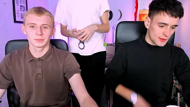 Snapshot of rafael_bien chatting on February 5, 8:13 pm rafael bien online show from February 5, 8:13 pm