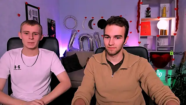 Snapshot of rafael_bien chatting on February 9, 6:39 am rafael bien online show from February 9, 6:39 am