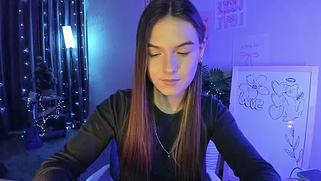 luna lust 212 online show from March 2, 4:25 am