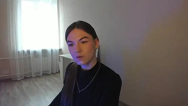 luna lust 212 online show from April 1, 4:35 am