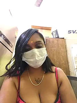 Dharshini98 online show from December 14, 1:16 pm