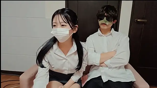 Snapshot of ikura_chan chatting on January 19, 1:26 pm ikura chan online show from January 19, 1:26 pm