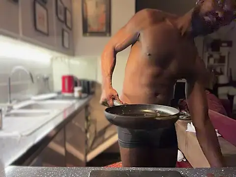 Snapshot of SirDaddylicious chatting on January 18, 1:53 am SirDaddylicious online show from January 18, 1:53 am