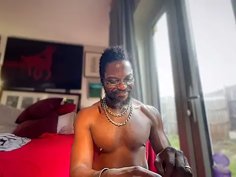 SirDaddylicious online show from April 26, 3:10 pm