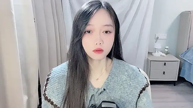 Snapshot of BoiI2u chatting on January 12, 9:25 am BoiI2u online show from January 12, 9:25 am