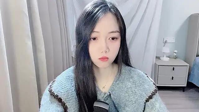 Snapshot of BoiI2u chatting on January 19, 8:51 am BoiI2u online show from January 19, 8:51 am