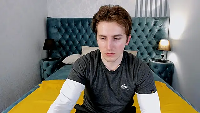 MarkYeti online show from April 4, 7:22 pm