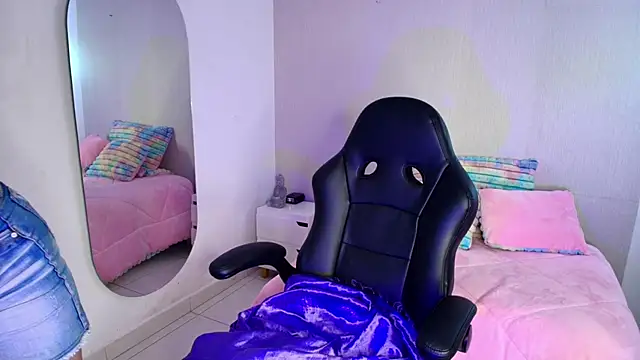 NinaSakura Eup online show from November 20, 11:43 am